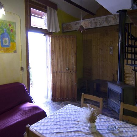 פראלחוס דה לאס טרוצ'אס Hotel Rural Los Quinones חדר תמונה